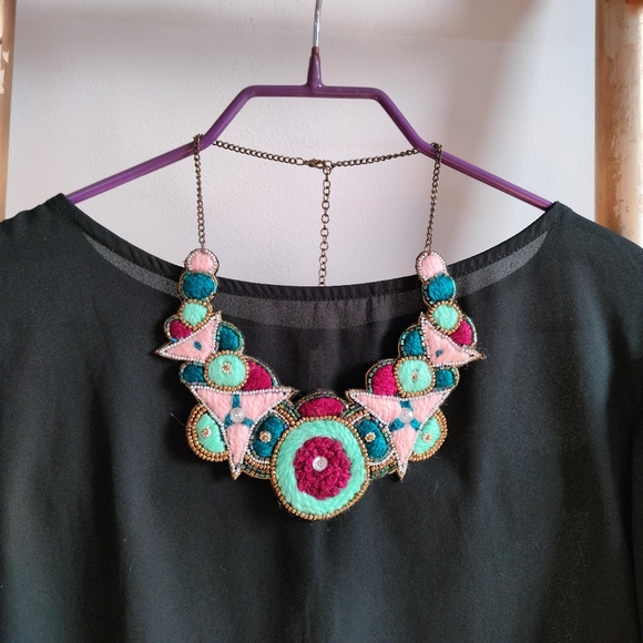 Unique Multicolour Statement Necklace - Picture 8 of 13